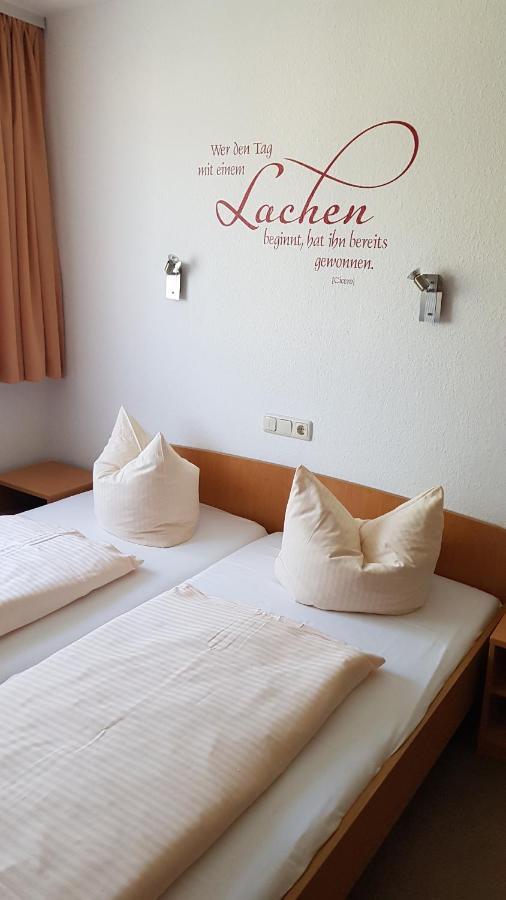 Hotel Vierenstrasse Neudorf  Extérieur photo