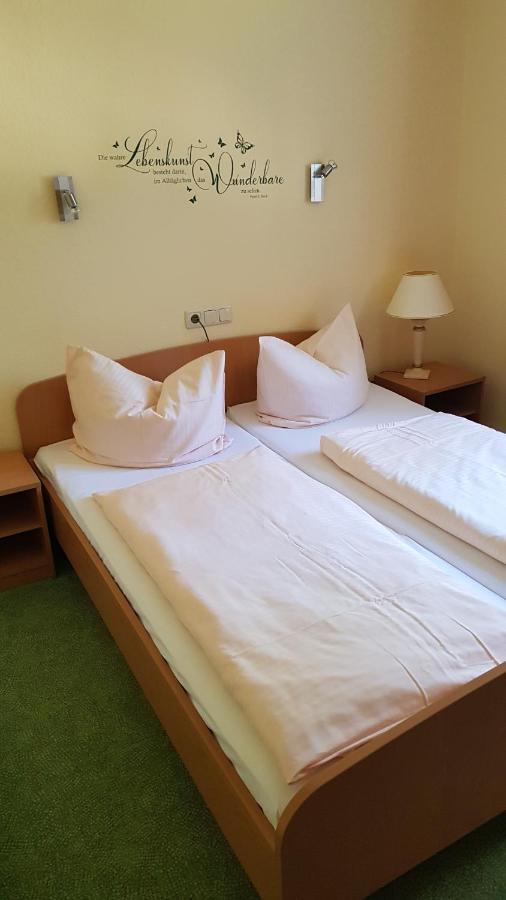 Hotel Vierenstrasse Neudorf  Extérieur photo