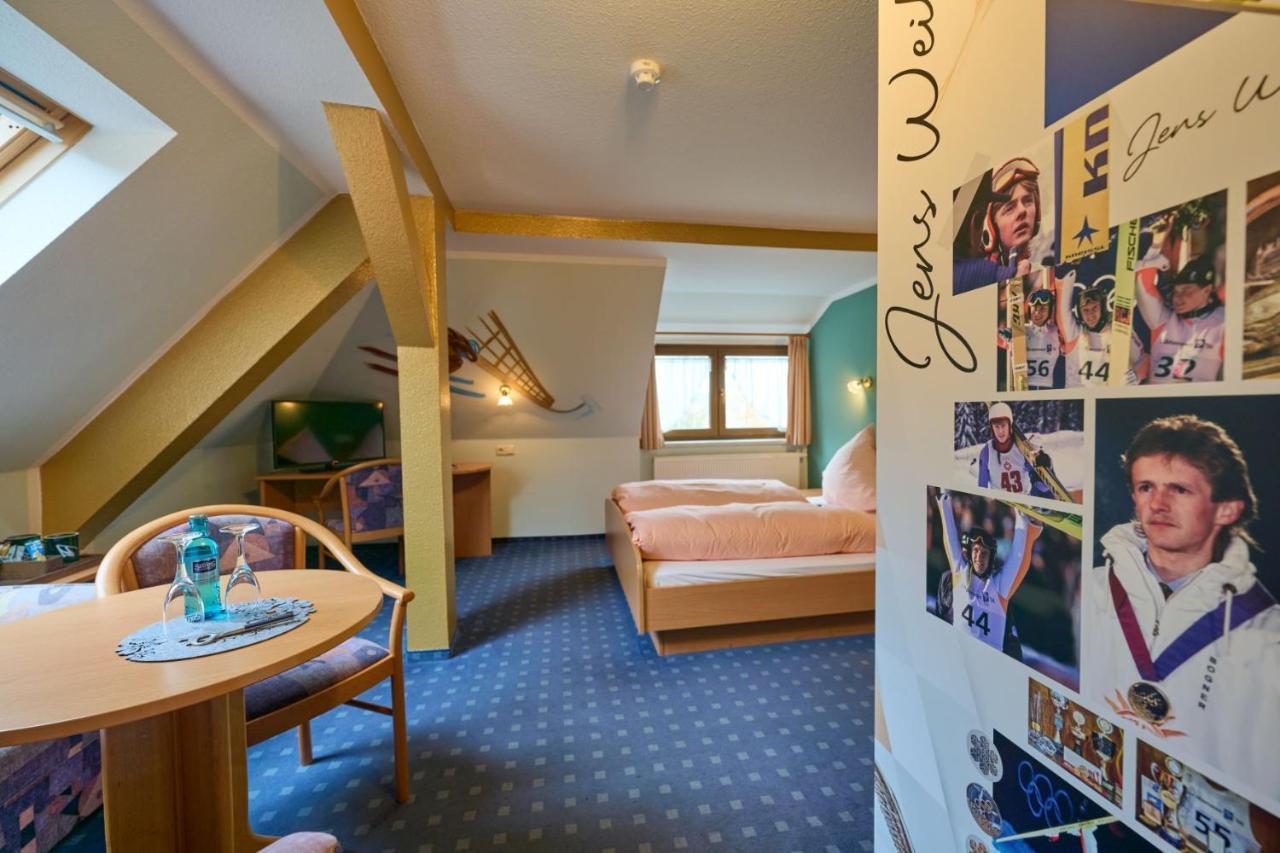 Hotel Vierenstrasse Neudorf  Extérieur photo