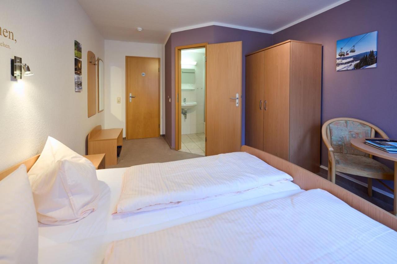 Hotel Vierenstrasse Neudorf  Extérieur photo